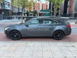 Gris / plata Usado 2011 Opel Insignia Cosmo Berlina | 5600 € (Precio justo)