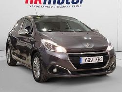 Usado 2018 Peugeot 208 Style Utilitario | 7110 € (Buen precio)