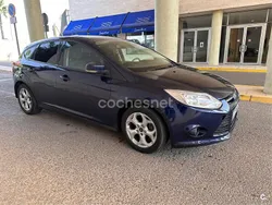 Azul Usado 2012 Ford Focus Trend Berlina | 5500 € (Buen precio)