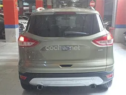 Verde Usado 2013 Ford Kuga Trend SUV | 7500 € (Buen precio)