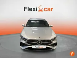 Gris Usado 2023 Mercedes A180 Utilitario | 26.990 € (Buen precio)