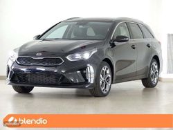 Negro Usado 2022 Kia Ceed Sportswagon Familiar | 33.890 € (Un poco caro)
