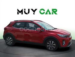Rojo Usado 2023 Kia Stonic SUV | 15.490 € (Precio justo)