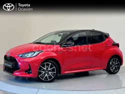 Rojo Usado 2020 Toyota Yaris Hybrid Style Berlina | 19.900 € (Precio justo)