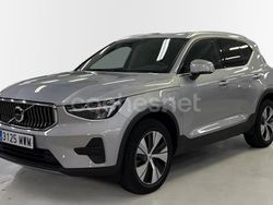 Gris Usado 2024 Volvo XC40 Core SUV | 38.200 € (Un poco caro)