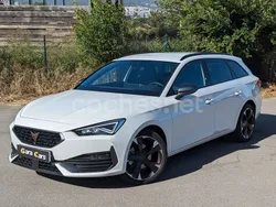Blanco Usado 2024 Cupra Leon Familiar | 26.300 € (Precio justo)