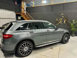 Gris / plata Usado 2019 Mercedes GLC250 SUV | 35.900 € (Precio justo)