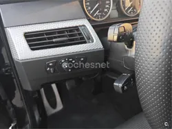 Azul Usado 2005 BMW 525 Sport Line Berlina | 7300 € (Precio justo)
