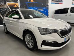 Blanco Usado 2022 Skoda Scala Ambition Utilitario | 10.499 € (Precio justo)