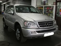 Gris Usado 2002 Mercedes ML400 SUV | 7000 € (Caro)