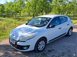 Blanco Usado 2013 Renault Mégane III Authentique Berlina | 5900 € (Buen precio)
