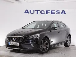 Negro metalizado Usado 2014 Volvo V40 CC Familiar | 12.350 € (Precio justo)