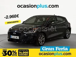 Negro Usado 2023 Ford Focus ST-Line Berlina | 19.890 € (Precio justo)