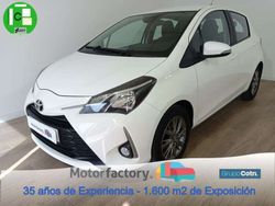 Blanco Usado 2018 Toyota Yaris Active Utilitario | 9990 € (Precio justo)