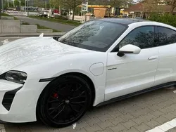 Porsche Taycan GTS