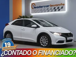 Blanco Usado 2013 Honda Civic Comfort Berlina | 14.400 € (Caro)