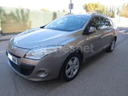 Beige Usado 2011 Renault Mégane GrandTour Dynamique Familiar | 6900 € (Precio justo)