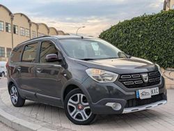 Gris Usado 2019 Dacia Lodgy Lauréate Monovolumen | 14.700 € (Precio justo)