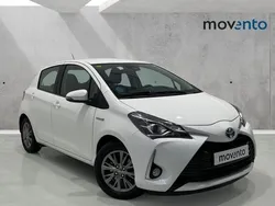Blanco Usado 2020 Toyota Yaris Hybrid Active Berlina | 16.990 € (Precio justo)