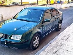 Verde Usado 2000 VW Bora Highline Berlina | 2000 €