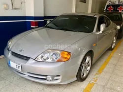 Gris / plata Usado 2004 Hyundai Coupé Coupe | 4900 € (Buen precio)
