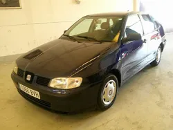 Azul Usado 2002 Seat Cordoba Stella Familiar | 1420 € (Precio justo)