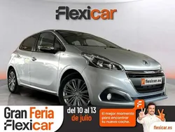 Gris Usado 2017 Peugeot 208 Active Utilitario | 9090 € (Precio justo)