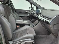 Verde Usado 2024 BMW 220 M Sport Familiar | 34.900 €