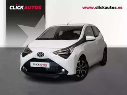 Blanco Usado 2022 Toyota Aygo X-play Utilitario | 10.000 € (Super precio)