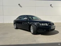 Negro Usado 2002 Audi A4 Familiar | 2700 € (Precio justo)