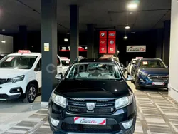 Negro Usado 2017 Dacia Sandero Stepway Utilitario | 9990 € (Precio justo)