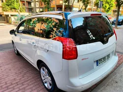 Blanco Usado 2014 Peugeot 5008 Style Monovolumen | 5400 € (Super precio)