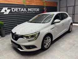 Blanco Usado 2018 Renault Mégane IV Business Berlina | 8200 € (Buen precio)