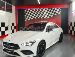 Blanco Usado 2022 Mercedes CLA200 Berlina | 41.800 € (Caro)