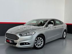Gris / plata Usado 2015 Ford Mondeo Trend Berlina | 11.990 € (Precio justo)