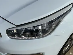 Blanco Usado 2018 Kia Ceed Berlina | 11.800 € (Precio justo)