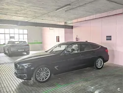 Azul Usado 2018 BMW 318 Luxury Line Berlina | 22.500 € (Caro)