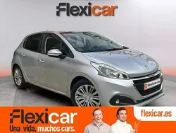 Gris / plata Usado 2017 Peugeot 208 Style Utilitario | 8490 € (Precio justo)