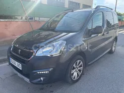 Marrón Usado 2016 Peugeot Partner Tepee Style Monovolumen | 9800 € (Precio justo)