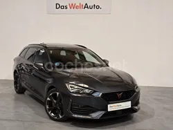 Gris / plata Usado 2023 Cupra Leon VZ Familiar | 32.990 € (Precio justo)