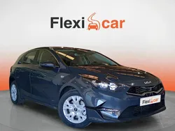 Gris Usado 2023 Kia Ceed Berlina | 13.990 € (Super precio)