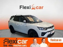 Blanco Usado 2022 Ssangyong Tivoli Limited SUV | 18.490 € (Precio justo)