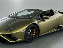 Verde Usado 2023 Lamborghini Huracán Descapotable | 325.900 €
