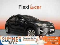 Gris Usado 2017 Kia Stonic 2 SUV | 10.990 € (Buen precio)