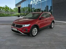 Usado 2023 VW T-Roc Life SUV | 26.900 € (Precio justo)