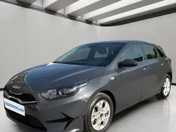Gris Usado 2023 Kia Ceed Utilitario | 19.500 € (Precio justo)