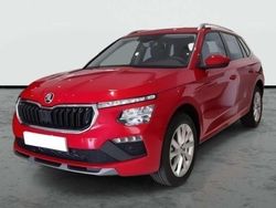 Rojo Usado 2025 Skoda Kamiq Selection SUV | 20.790 € (Precio justo)
