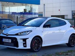 Blanco Usado 2023 Toyota Yaris Berlina | 37.000 € (Un poco caro)