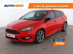 Rojo Usado 2017 Ford Focus ST-Line Berlina | 12.199 € (Precio justo)