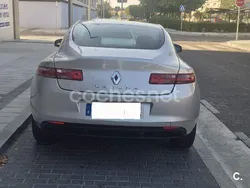 Gris / plata Usado 2008 Renault Laguna Coupé Coupe | 5500 €